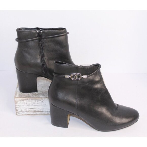 Bella Vita Women's Diaz Bootie Ankle Boot 10WW Black Kidsuede Leather Block Heel - Picture 4 of 10